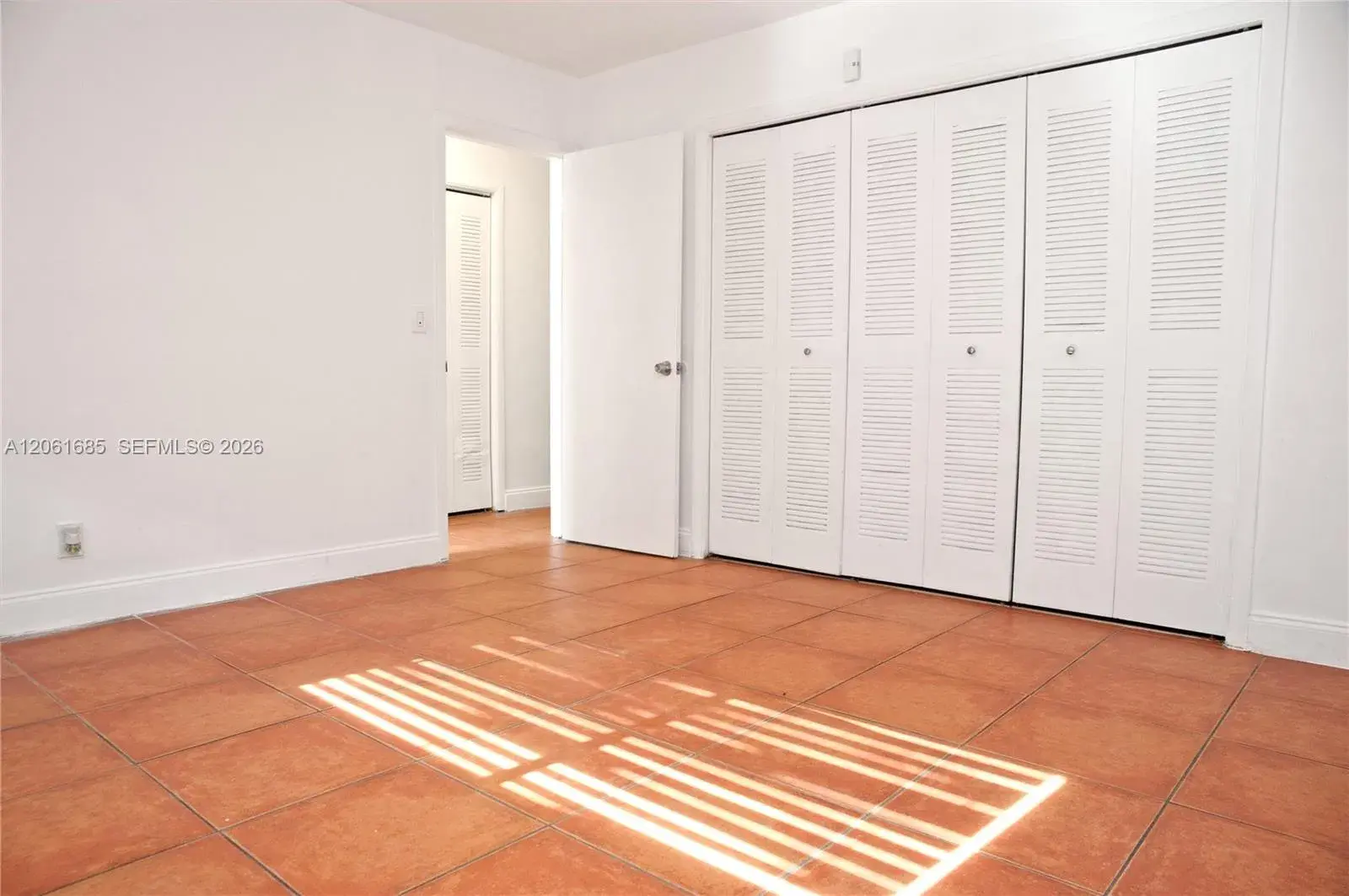304 SE 9th Ct # 6, Hallandale Beach FL 33009