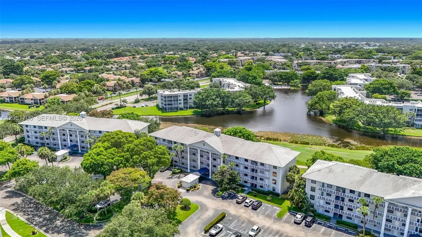 2 bedroom 2 bath Residential for sale at 1713 Whitehall Dr # 404, Davie FL 33324