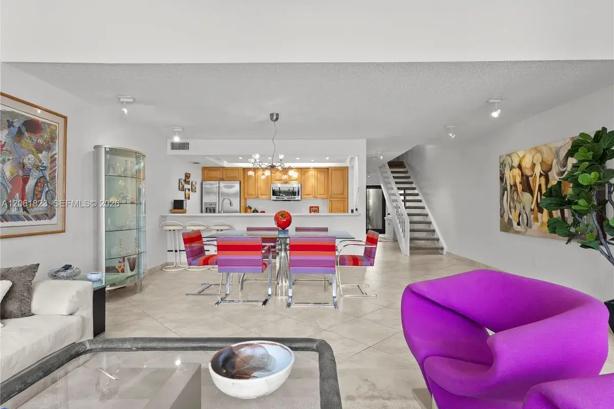 8133 SW 86th Ter, Miami FL 33143