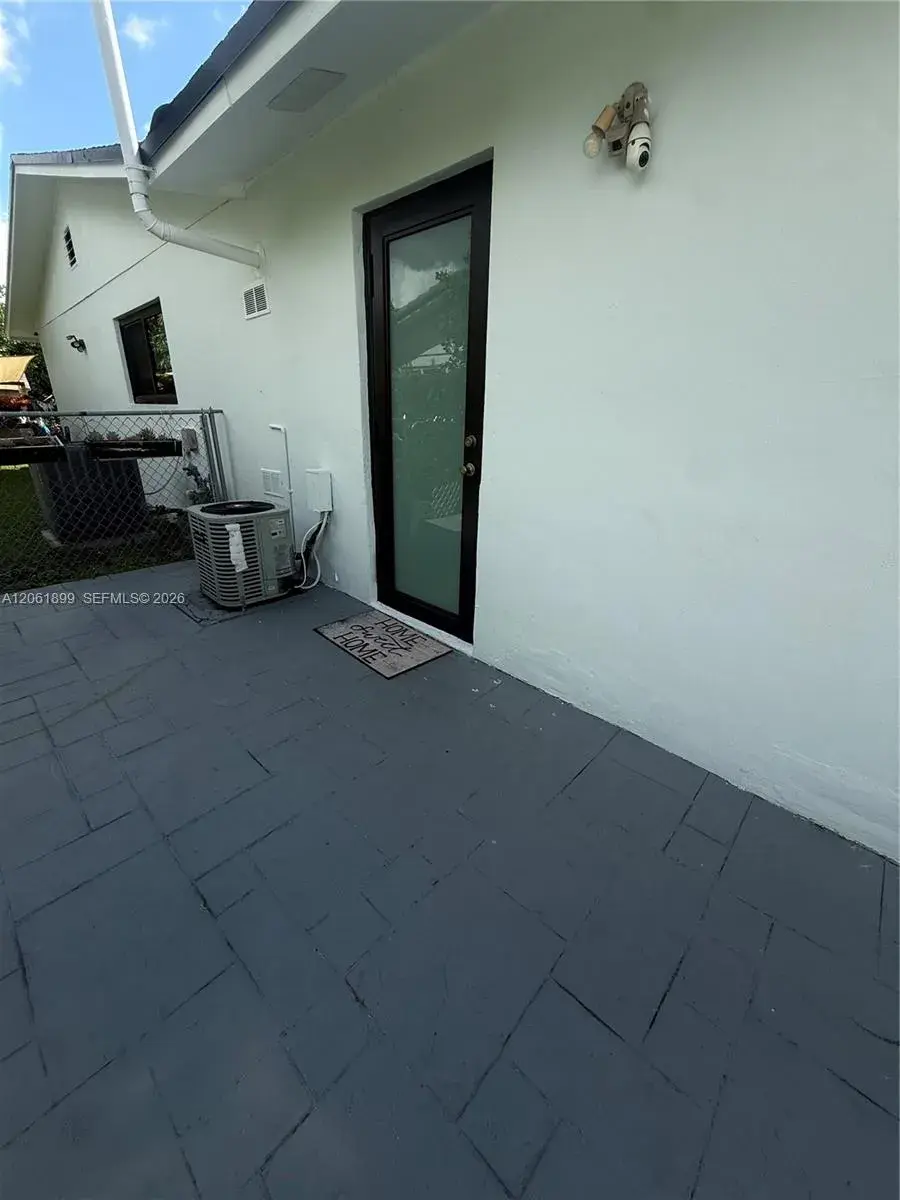 13101 SW 82nd Ter # 1, Miami FL 33183 photo 2