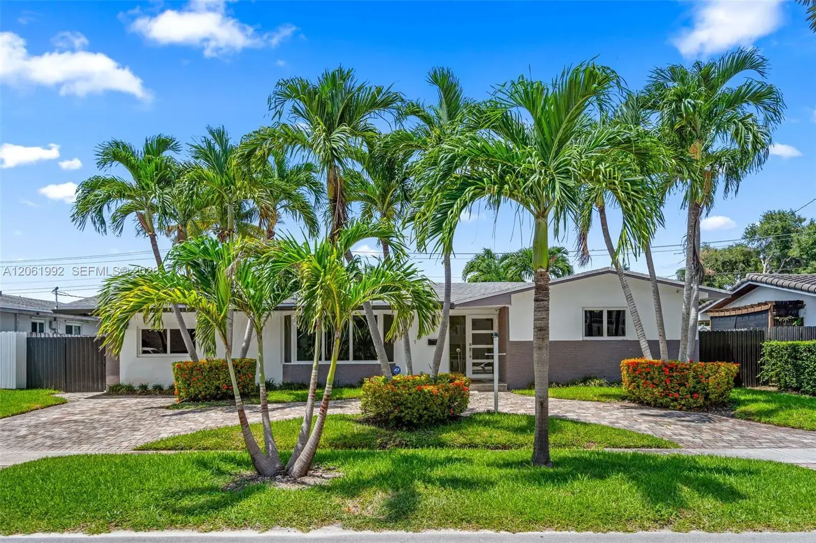 3 bedroom 2 bath Residential for sale at 1871 NE 186th St, North Miami Beach FL 33179