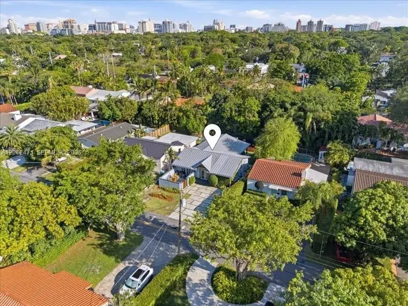 4628 SW 10th St # 4628, Miami FL 33134 photo 2