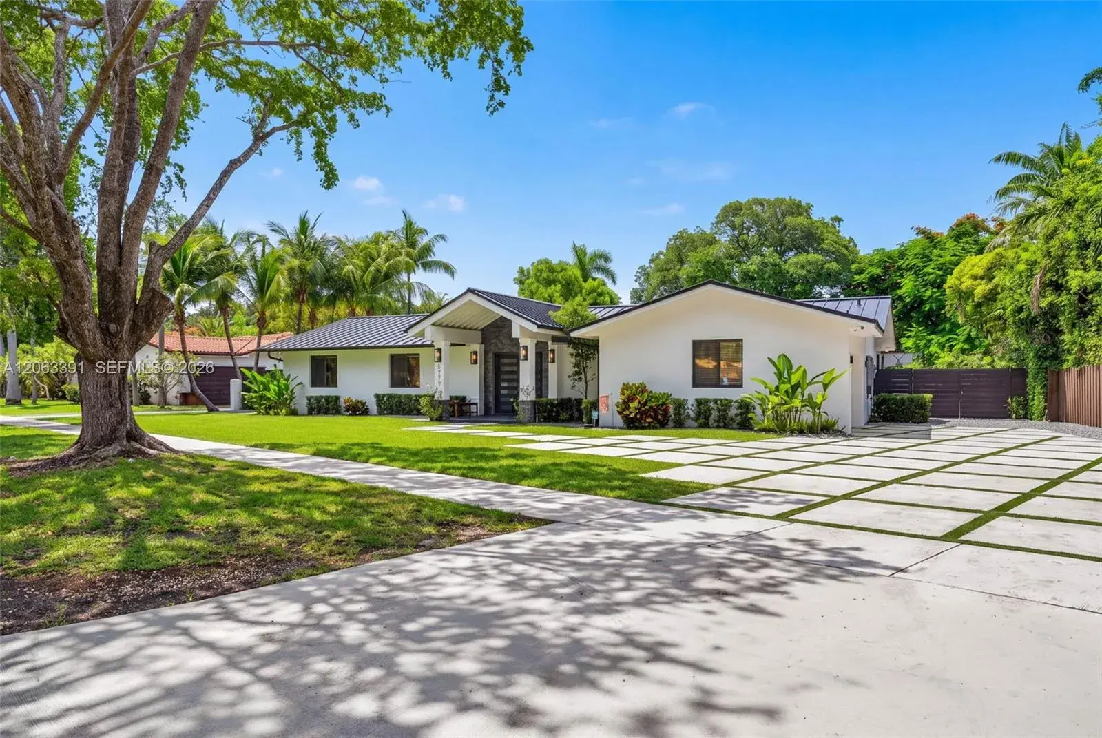 5 bedroom 3 bath Residential for sale at 17701 SW 87th Ave, Palmetto Bay FL 33157