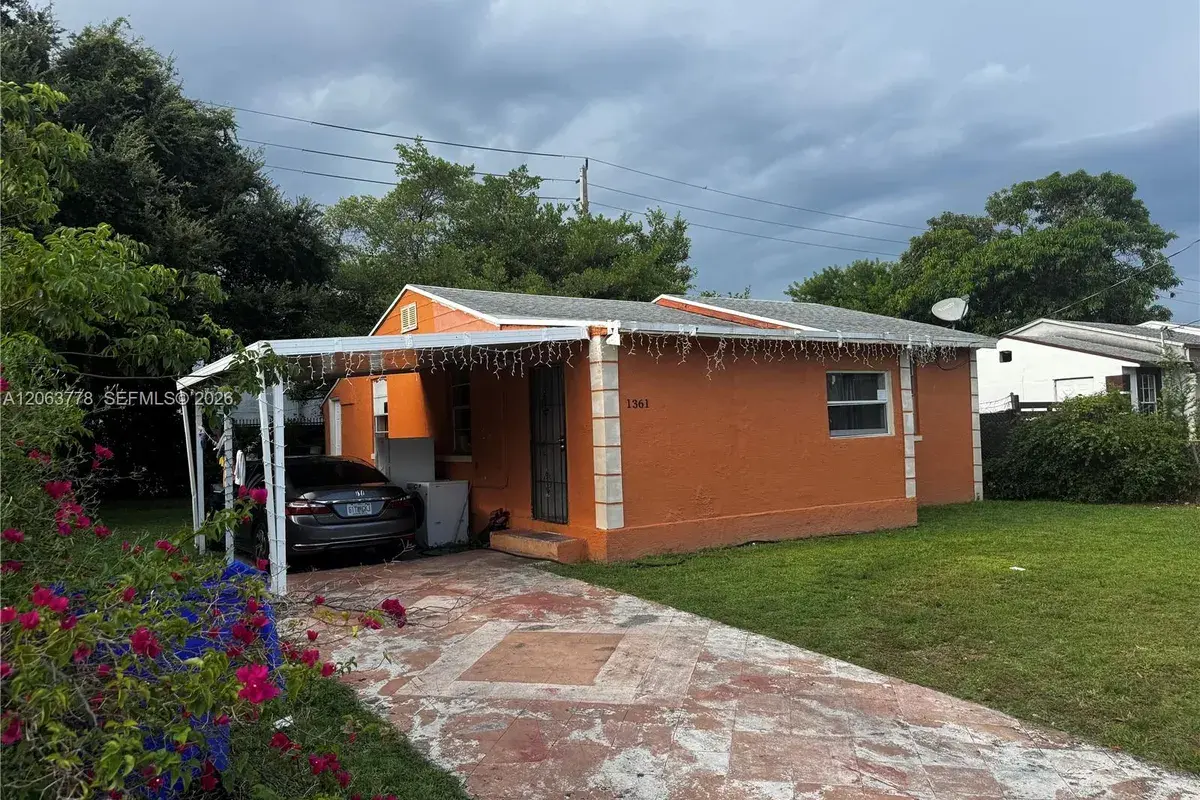 1361 NW 53rd St, Miami FL 33142