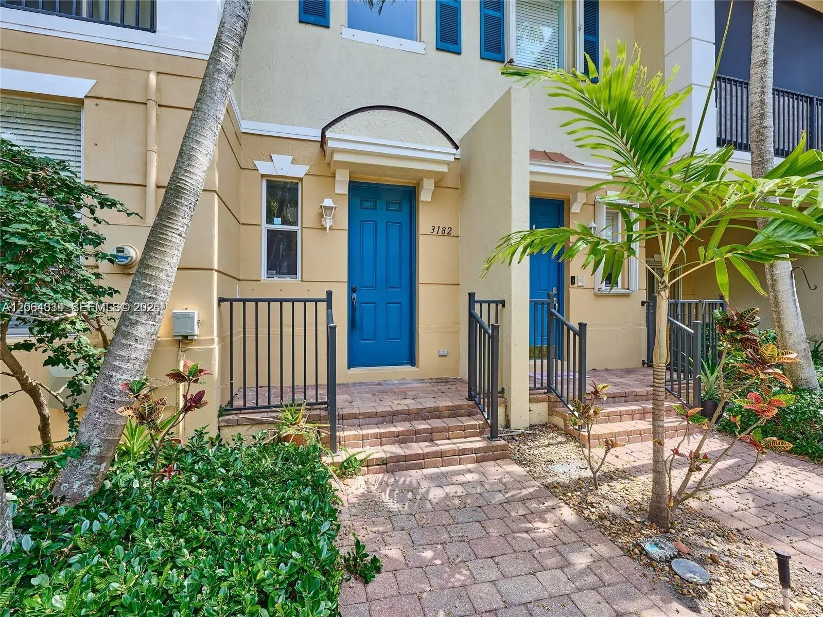 3 bedroom 2 bath Residential for sale at 3182 N Greenleaf Cir, Boynton Beach FL 33426