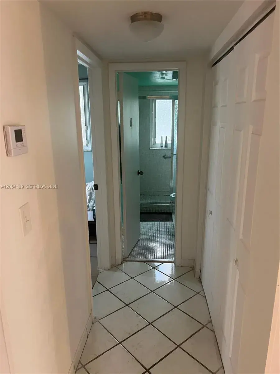5950 Del Lago Cir # 201, Sunrise FL 33313