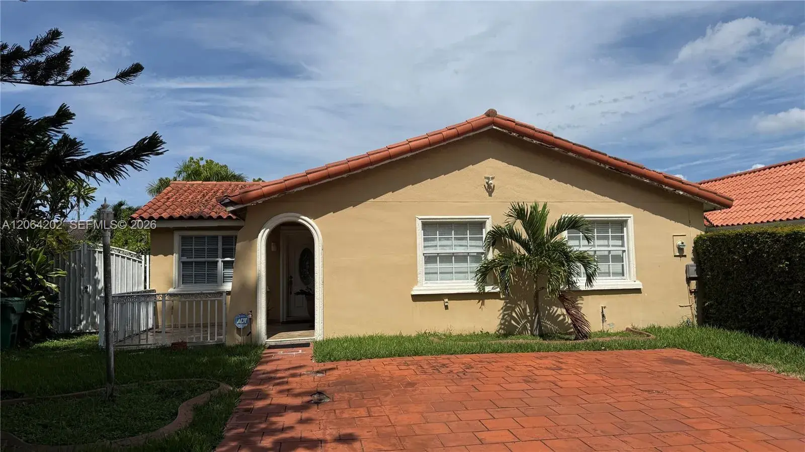 4 bedroom 3 bath Residential for sale at 1542 SW 138th Ct, Miami FL 33184