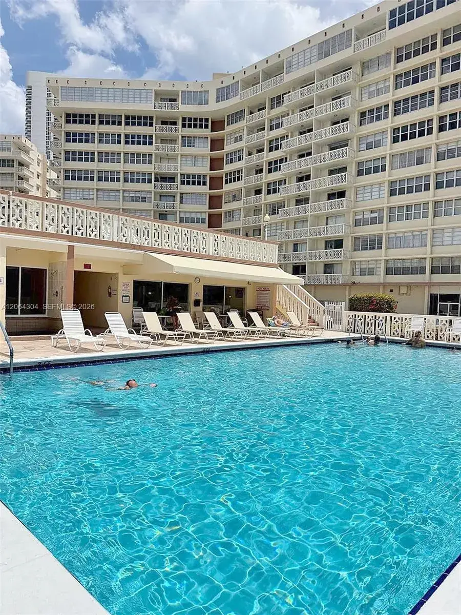 1 bedroom 1 bath Residential for sale at 1817 S Ocean Dr # 824, Hallandale Beach FL 33009