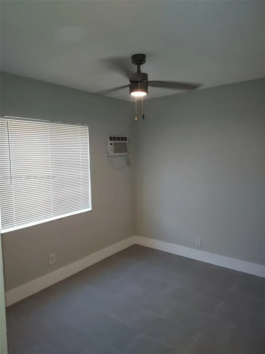 808 SW 14th Ter # 4, Fort Lauderdale FL 33312