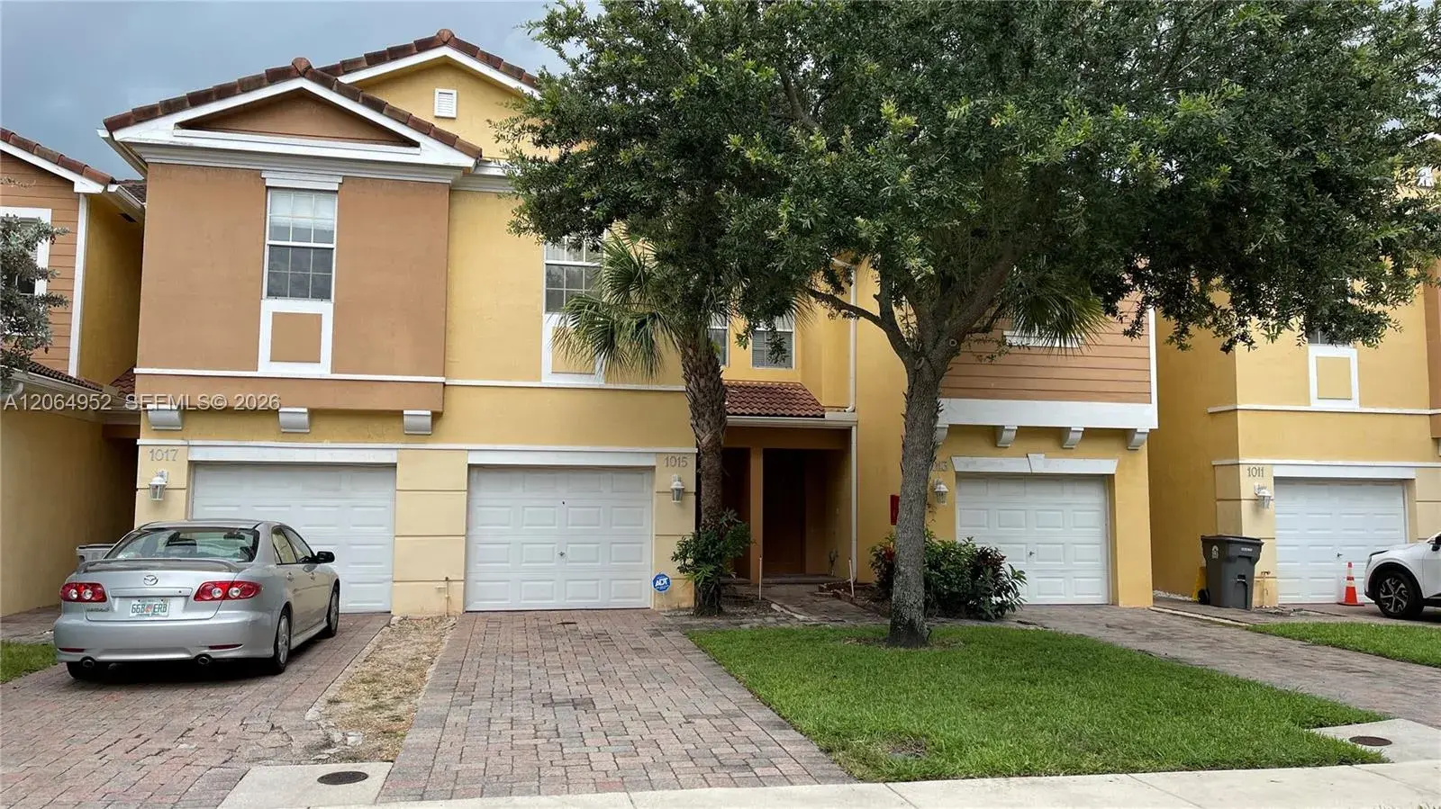 3 bedroom 2 bath Residential for sale at 1015 Pipers Cay Dr, West Palm Beach FL 33415