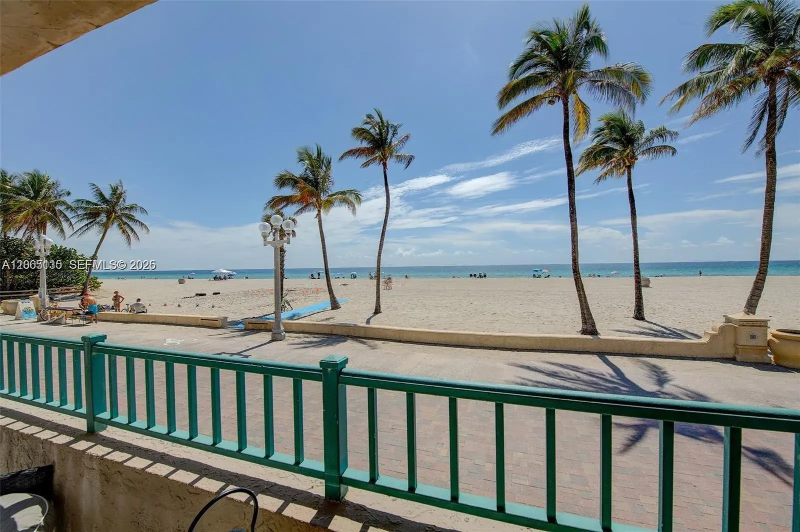 1 bedroom 2 bath Residential Lease for rent at 201 Van Buren St # 101, Hollywood FL 33019
