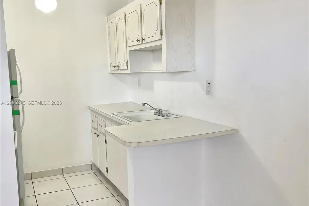 2145 Pierce St # 421, Hollywood FL 33020