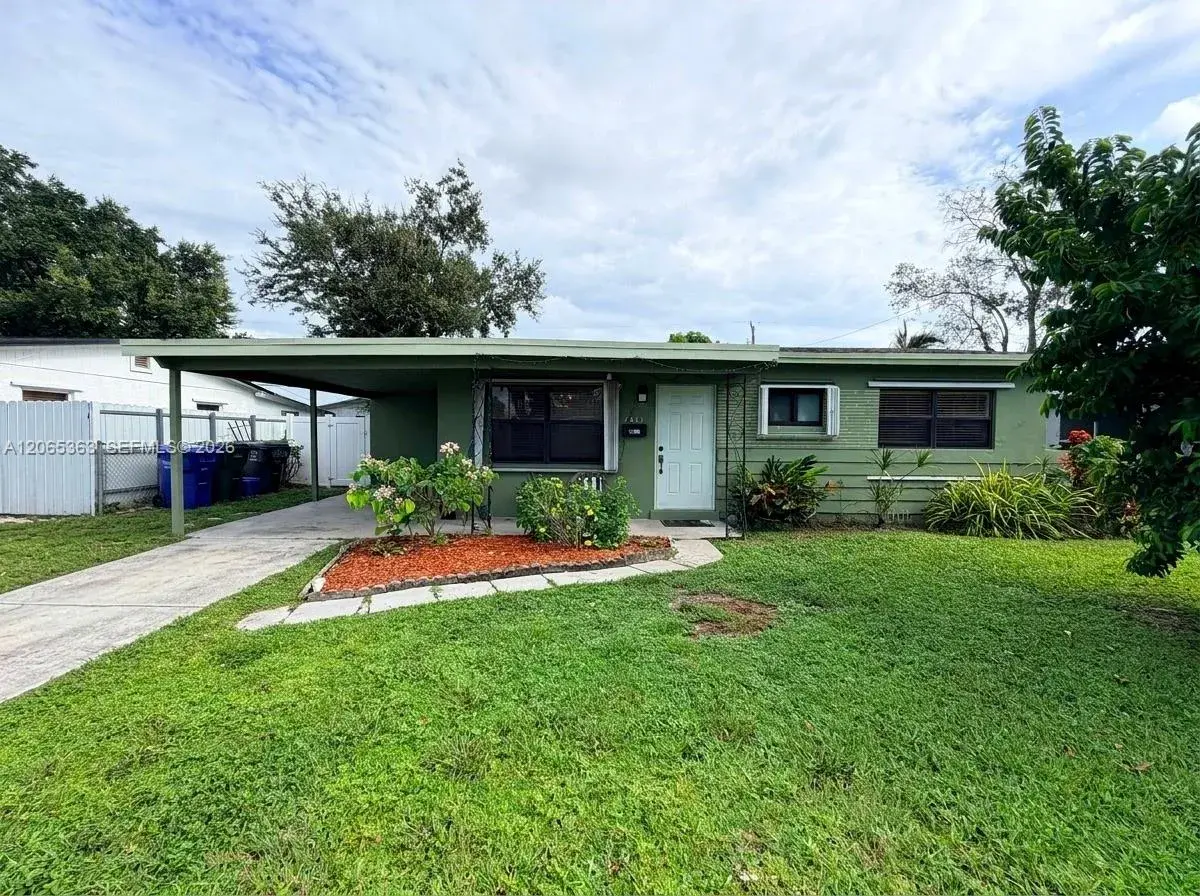 3 bedroom 1 bath Residential for sale at 6831 Farragut St, Hollywood FL 33024