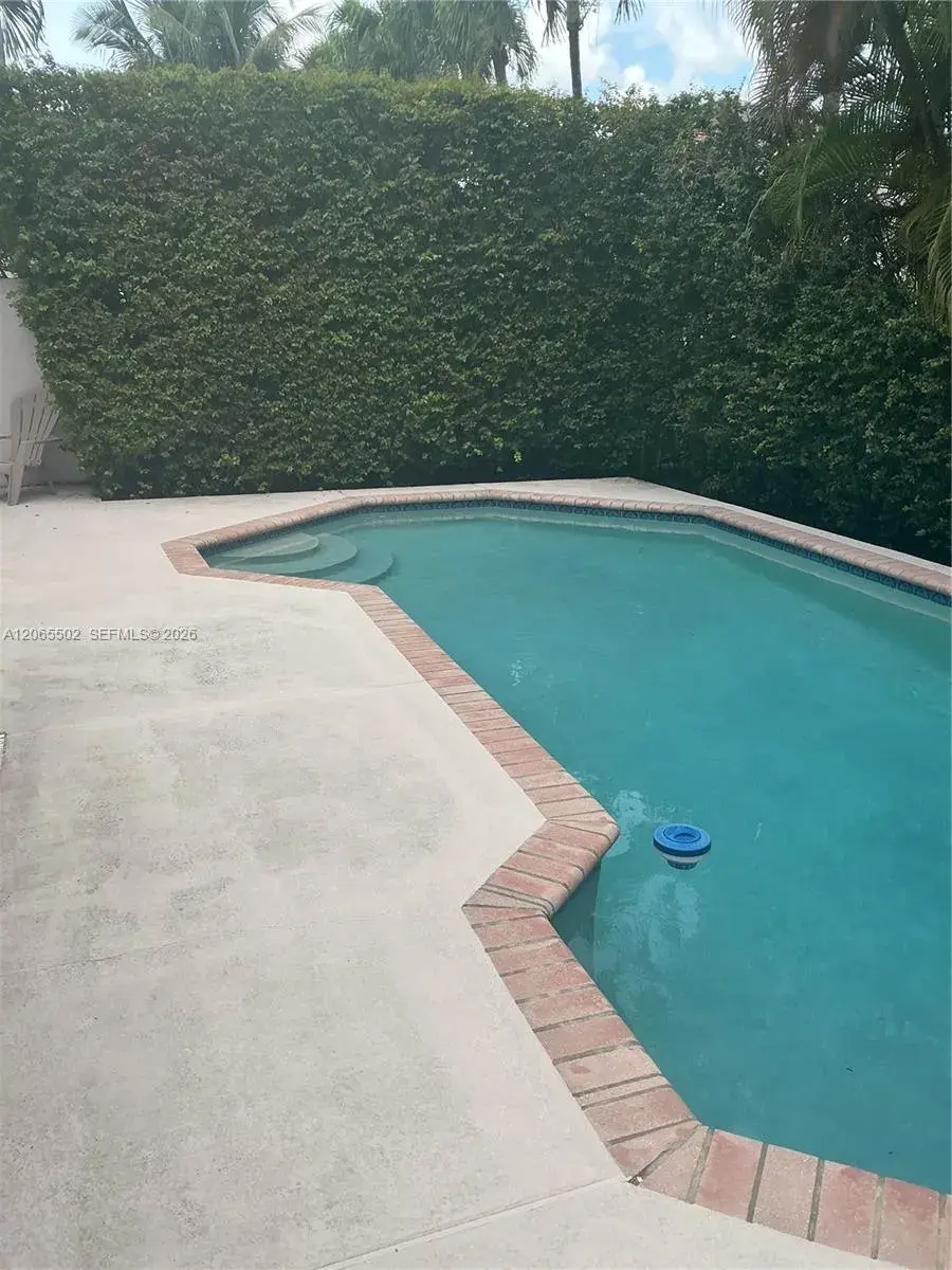 4 bedroom 3 bath Residential for sale at 15857 NW 4th Court, Pembroke Pines FL 33028