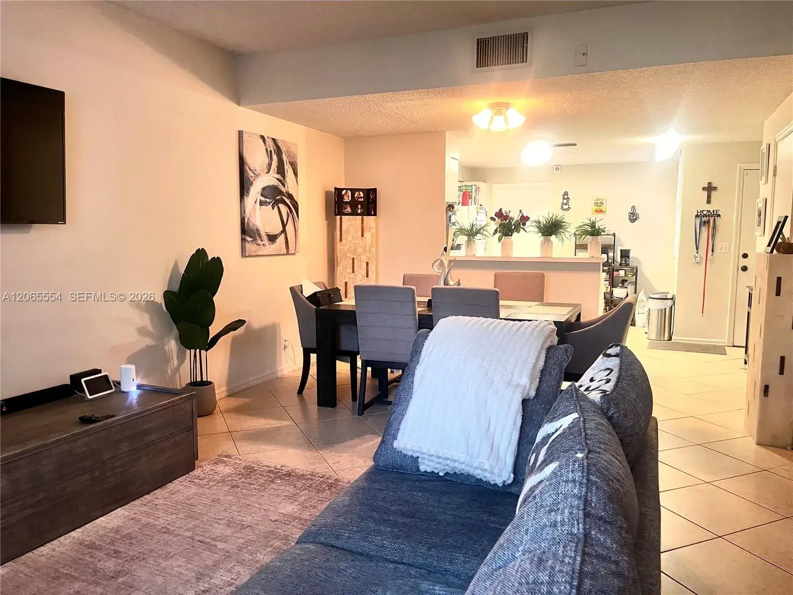 2 bedroom 2 bath Residential for sale at 1210 Sorrento Dr, Weston FL 33326