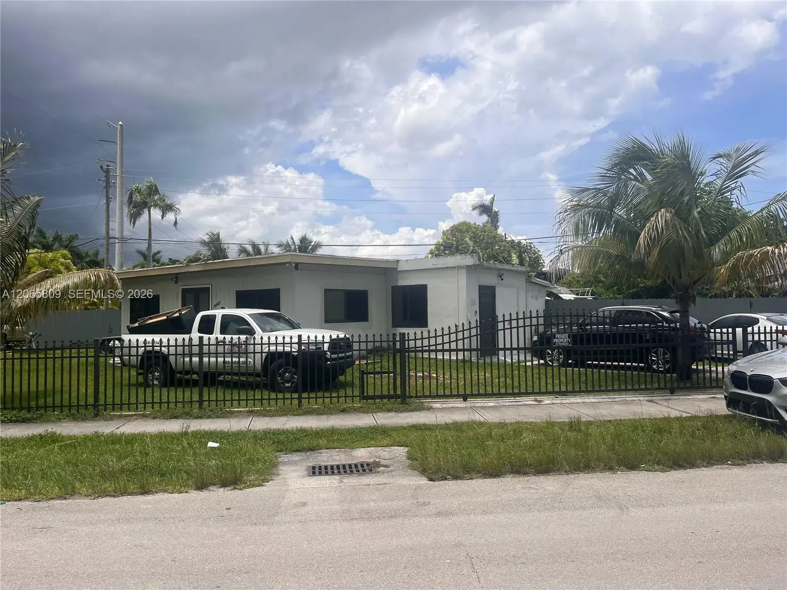 3 bedroom 2 bath Residential for sale at 29045 SW 157th Ave, Homestead FL 33033