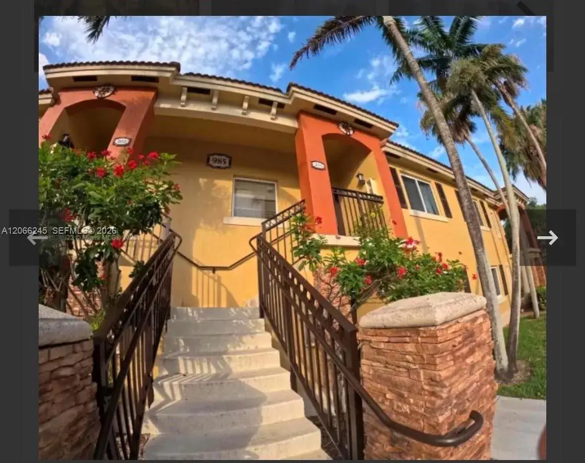 2 bedroom 2 bath Residential for sale at 985 NE 34th Ave # 203, Homestead FL 33033