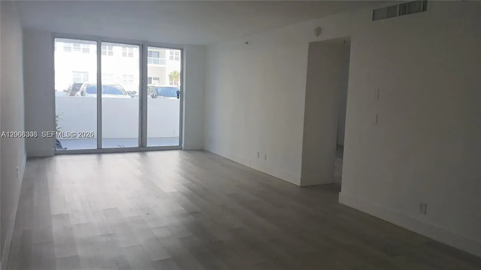 3001 S Ocean Dr # 107, Hollywood FL 33019