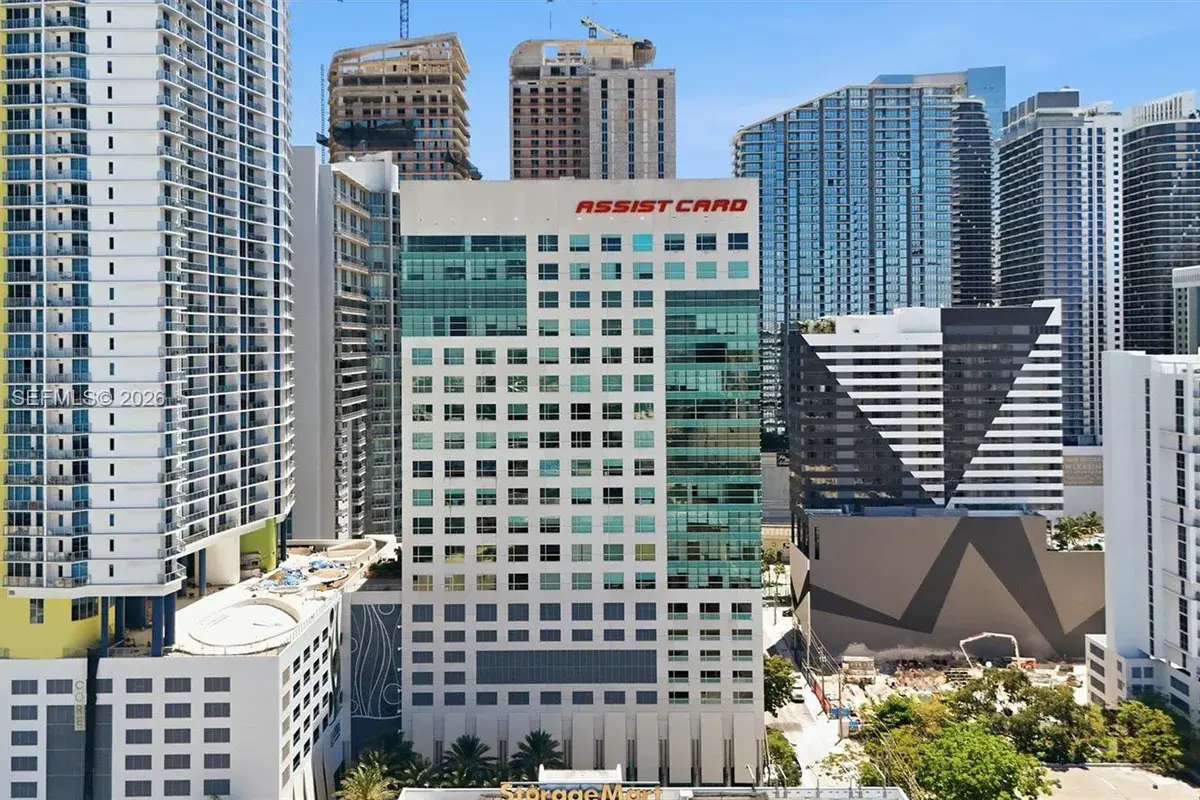 175 SW 7th St # 1614, Miami FL 33130