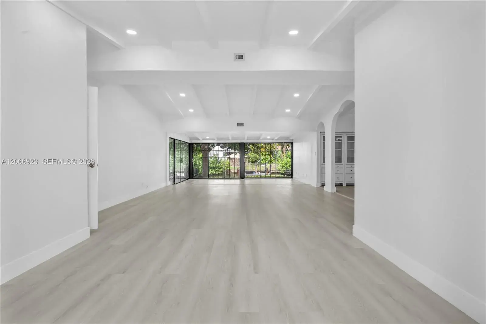 2555 Nassau Ln, Fort Lauderdale FL 33312