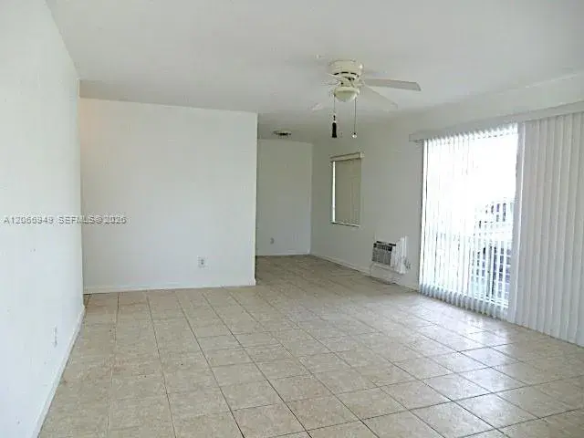 2724 NE 32nd St # 1, Fort Lauderdale FL 33306