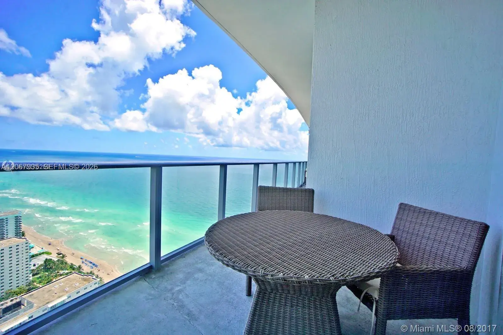 4111 S Ocean Dr, Hollywood FL 33019