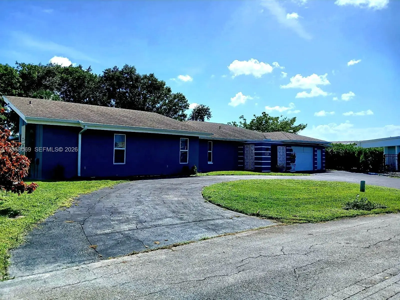 5710 Melaleuca Dr, Tamarac FL 33319