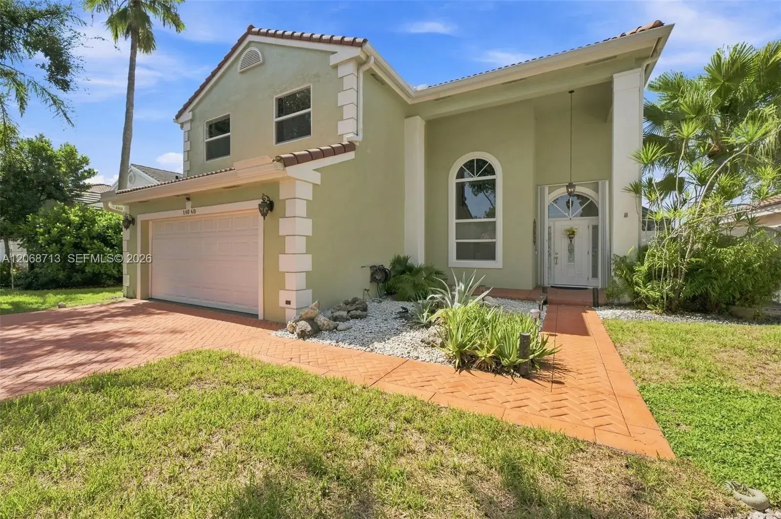 14060 Richwood Pl, Davie FL 33325