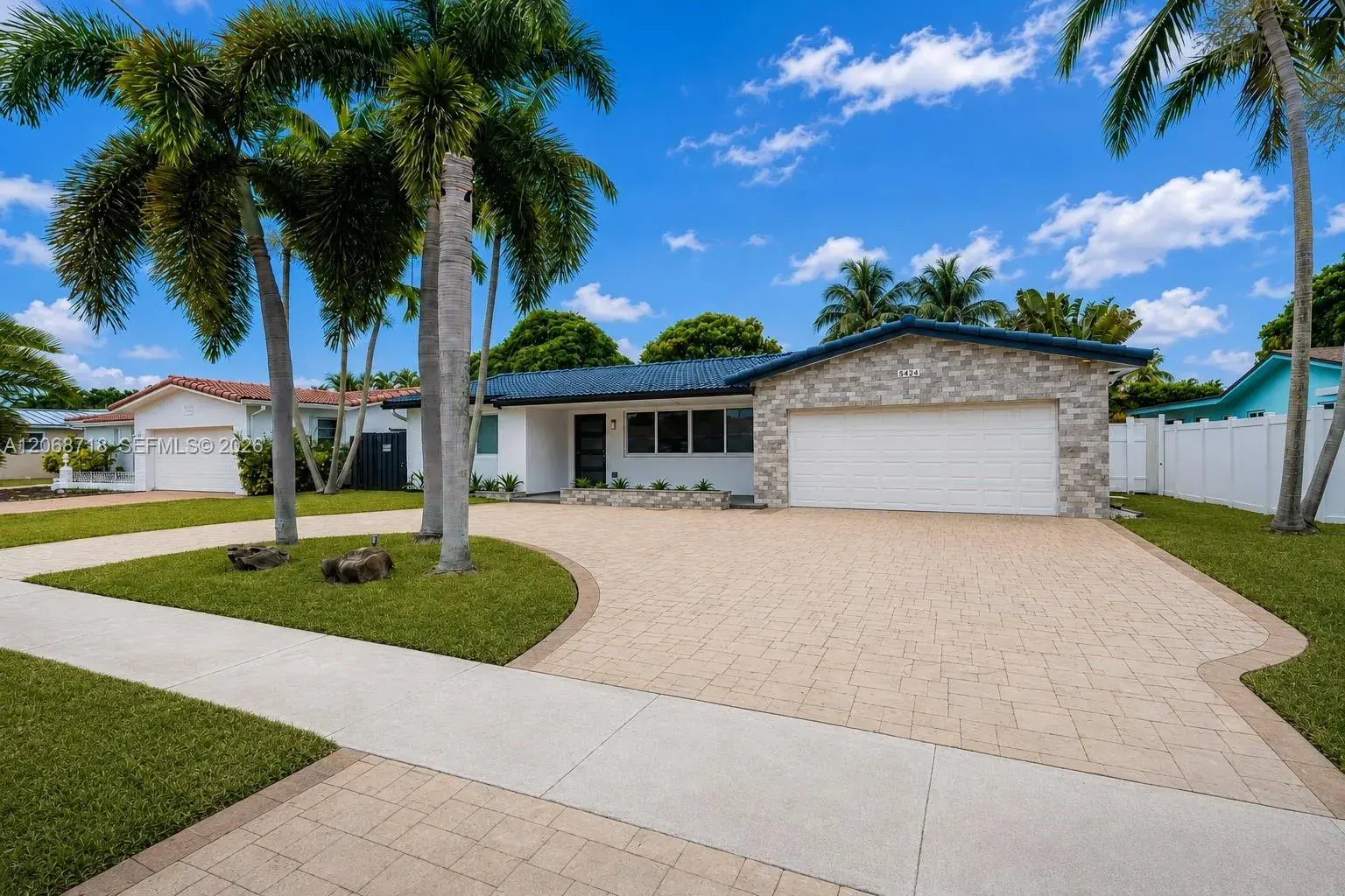 3 bedroom 2 bath Residential Lease for rent at 5424 Garfield St, Hollywood FL 33021