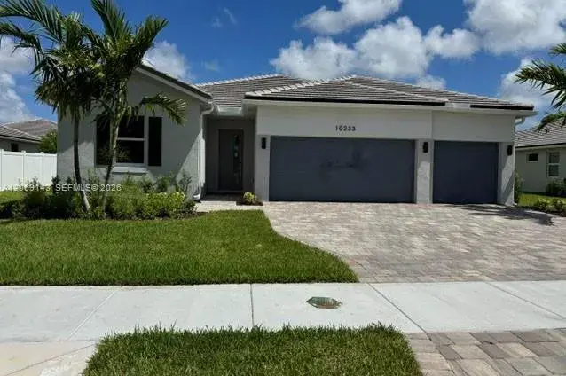 4 bedroom 3 bath Residential for sale at 10233 Bahama Drive, Cutler Bay FL 33189
