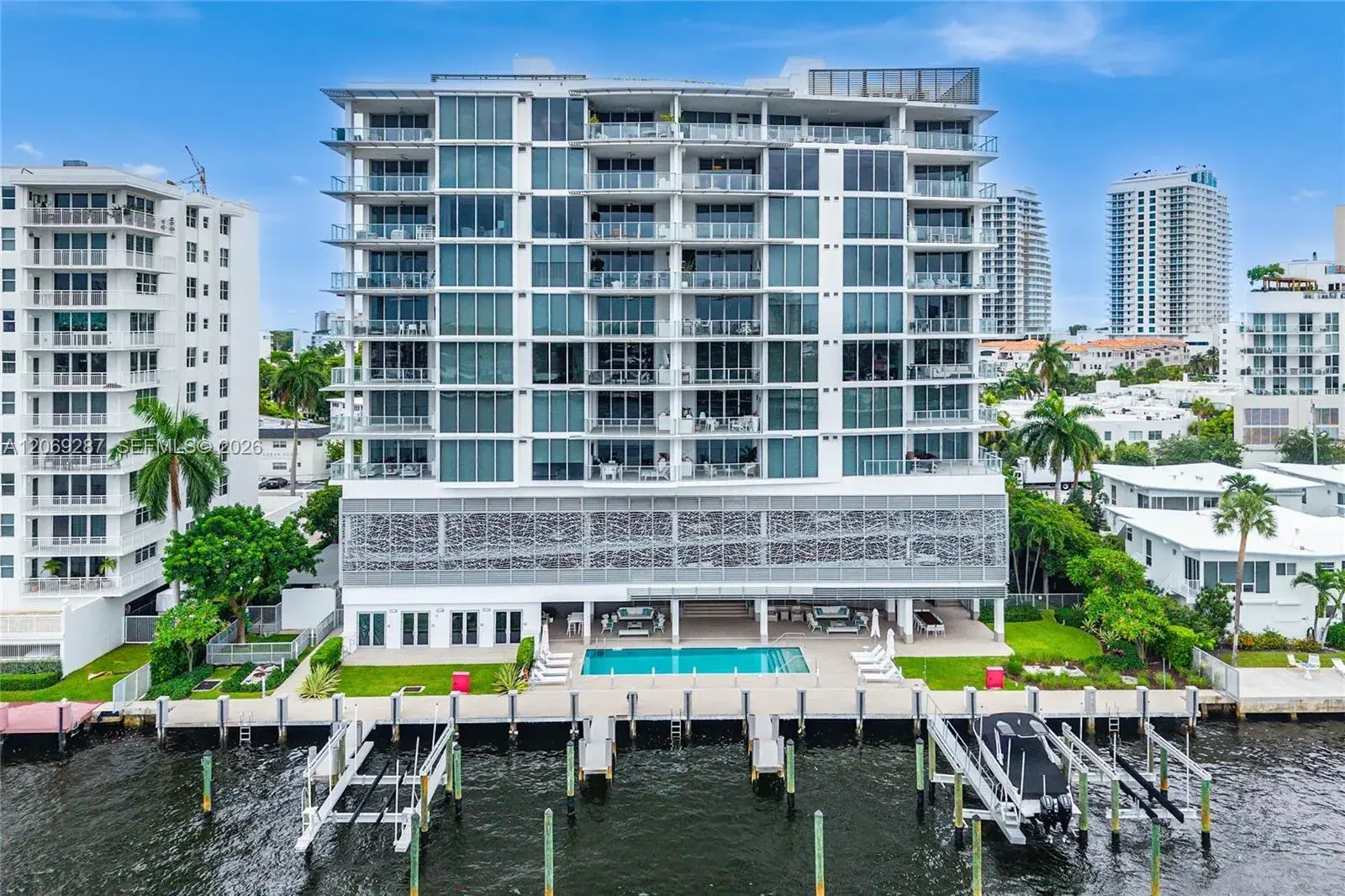 3 bedroom 3 bath Residential for sale at 435 Bayshore Dr # 703, Fort Lauderdale FL 33304