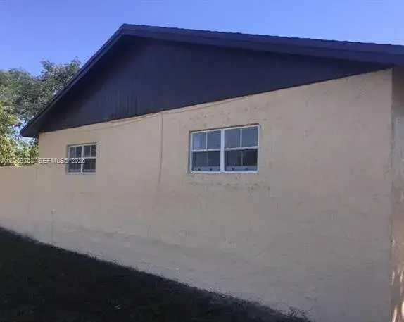 3009 NW 204th Ter, Miami Gardens FL 33056