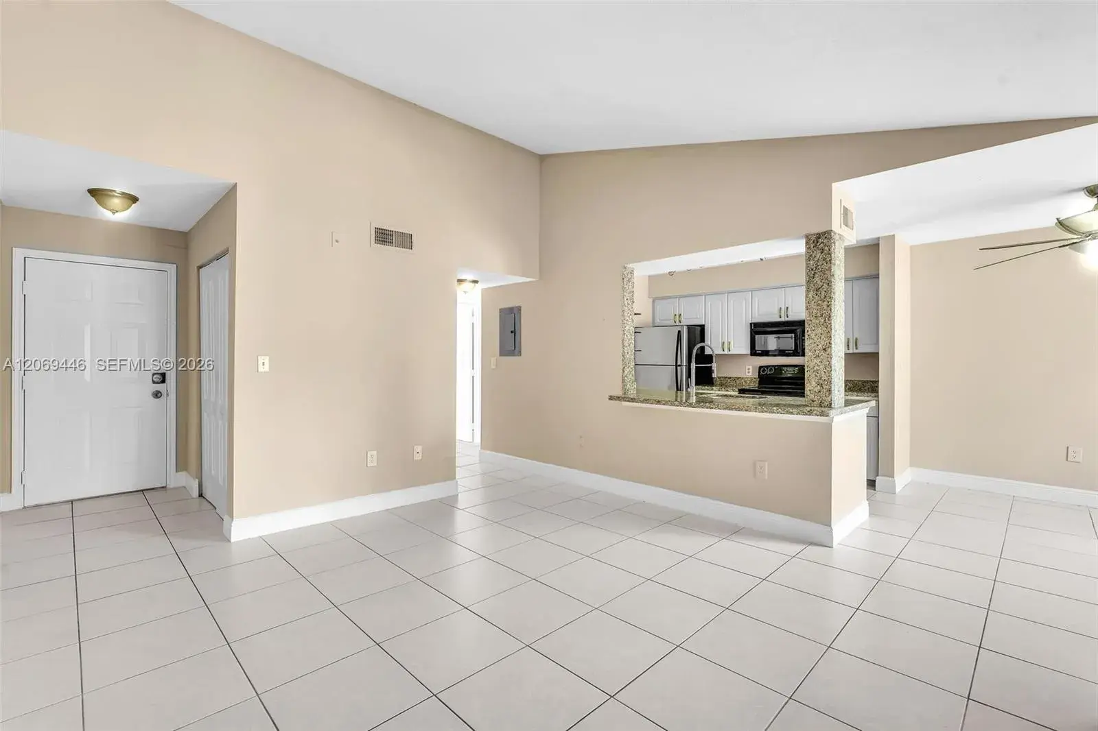 2667 NW 33rd St # 2413, Oakland Park FL 33309
