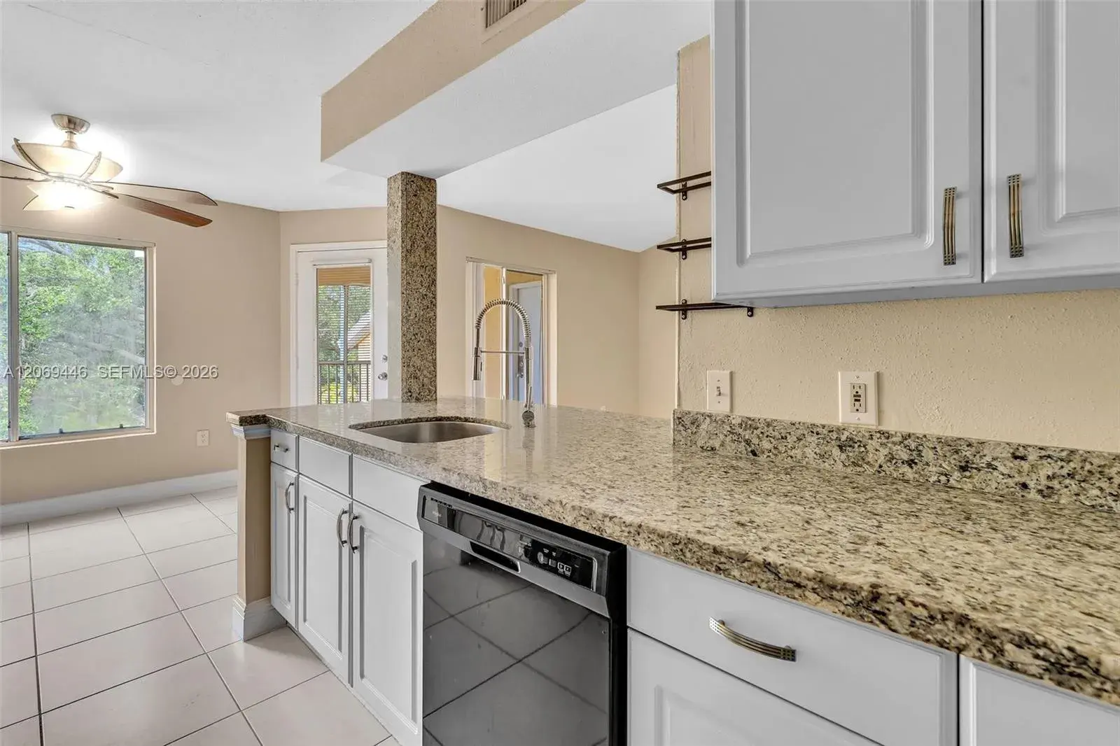 2667 NW 33rd St # 2413, Oakland Park FL 33309