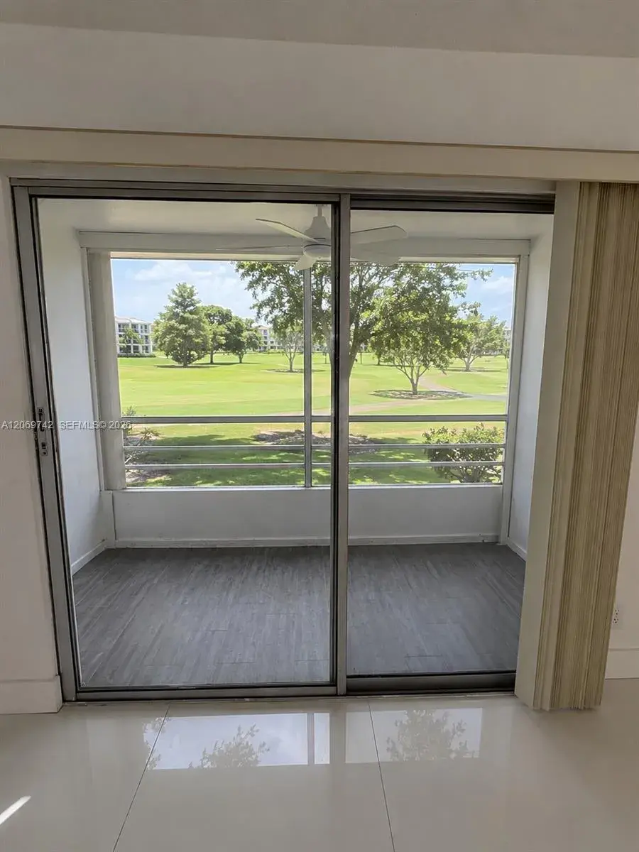 2 bedroom 2 bath Residential for sale at 500 SW 130th Ter # 109A, Pembroke Pines FL 33027