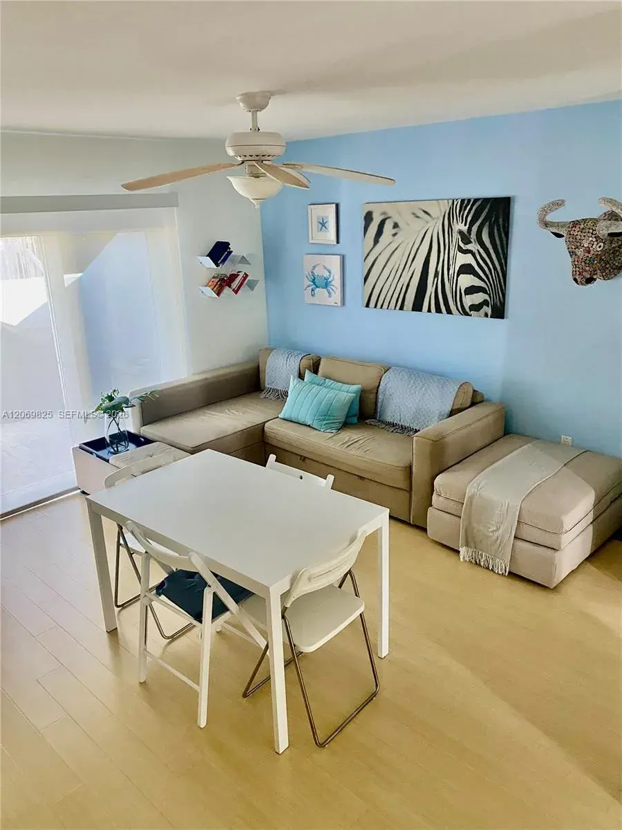 1 bedroom 1 bath Residential Lease for rent at 798 Crandon Blvd # B, Key Biscayne FL 33149