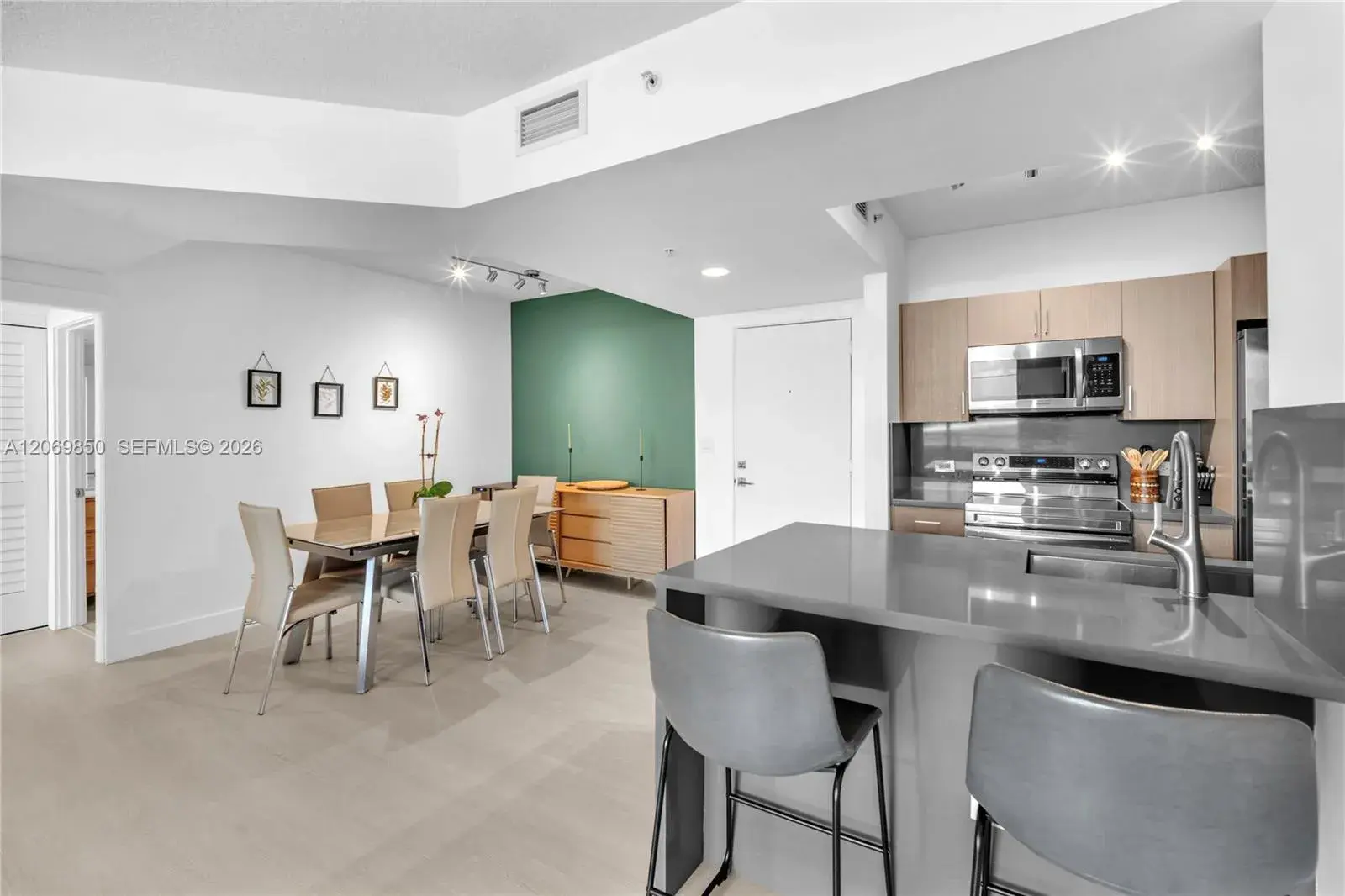 18800 NE 29th Ave, Aventura FL 33180