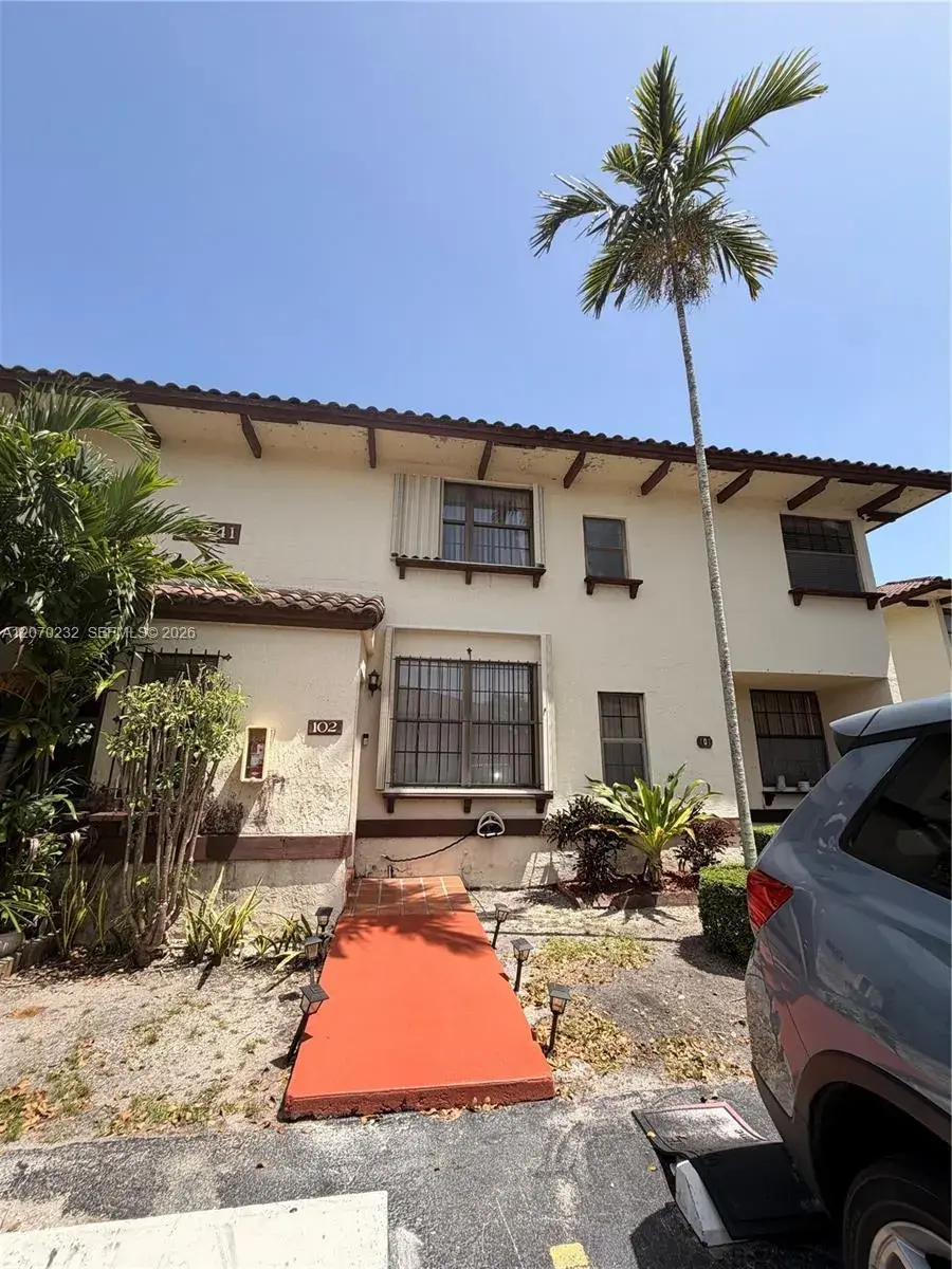 2 bedroom 2 bath Residential for sale at 12241 SW 16th Ter # K, Miami FL 33175