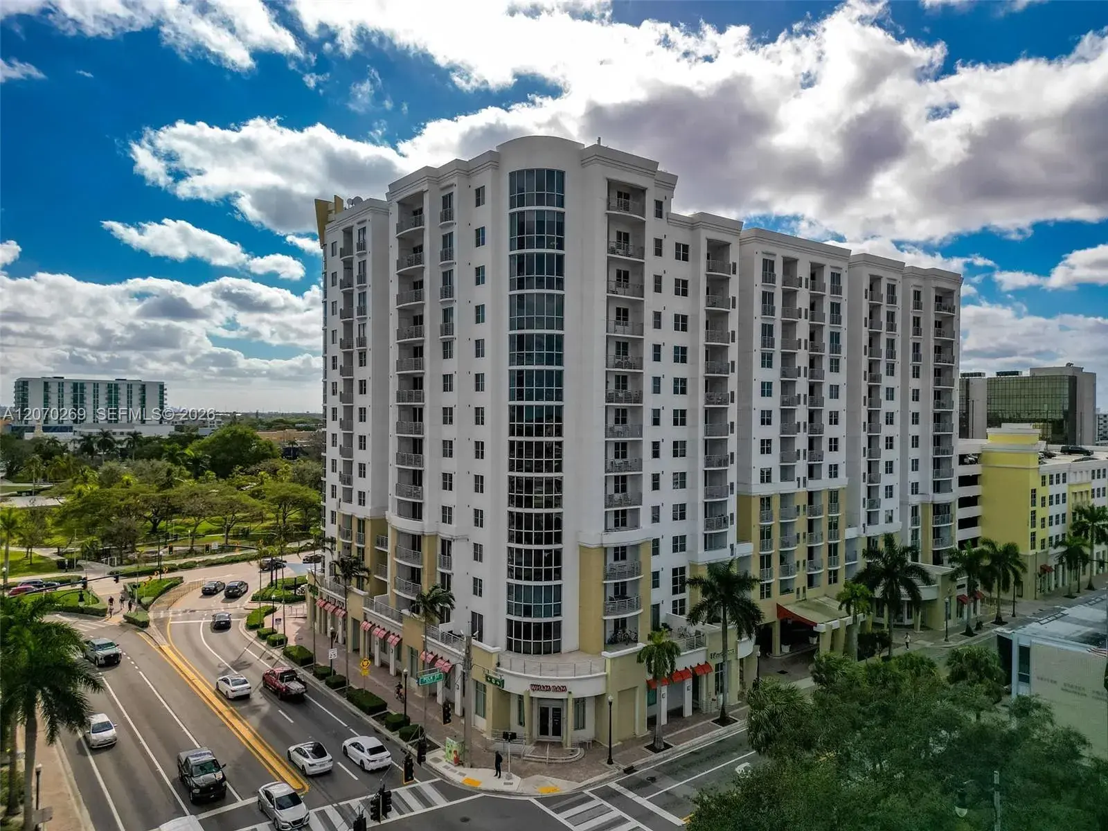 2 bedroom 2 bath Residential for sale at 1830 Radius Dr # 903, Hollywood FL 33020