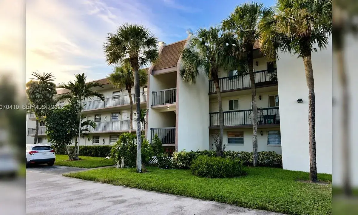 7500 NW 17 St # 107, Plantation FL 33313