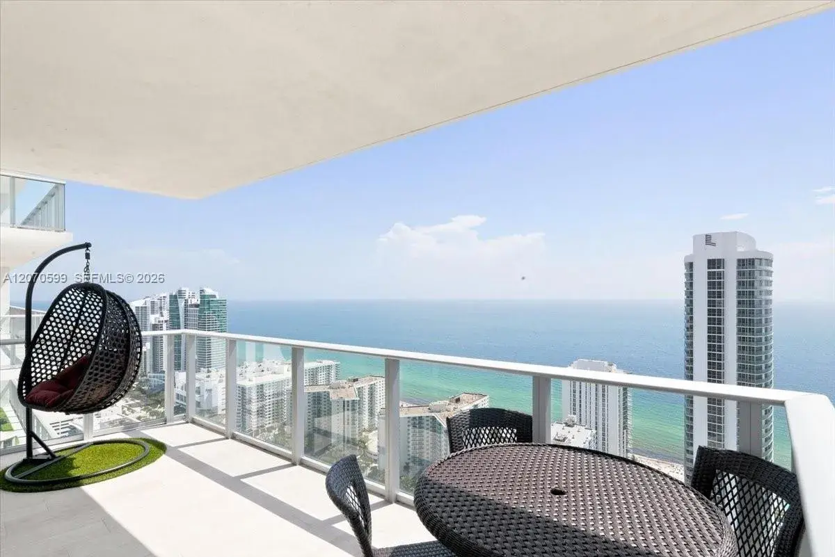 4010 S Ocean Dr # T3909, Hollywood FL 33019