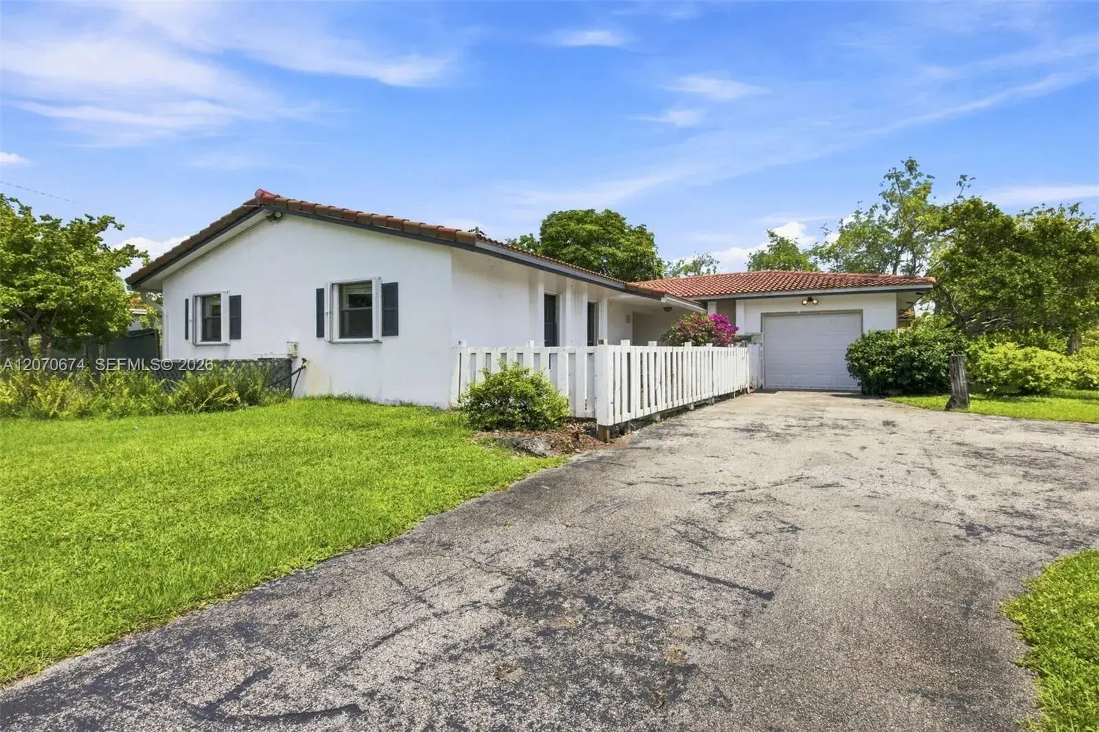 4121 NW 78th Way, Coral Springs FL 33065