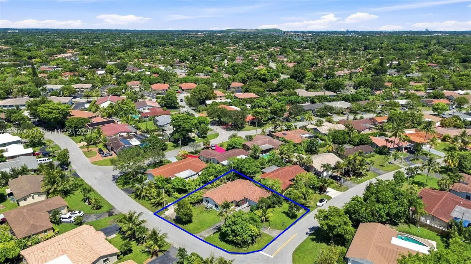 4121 NW 78th Way, Coral Springs FL 33065