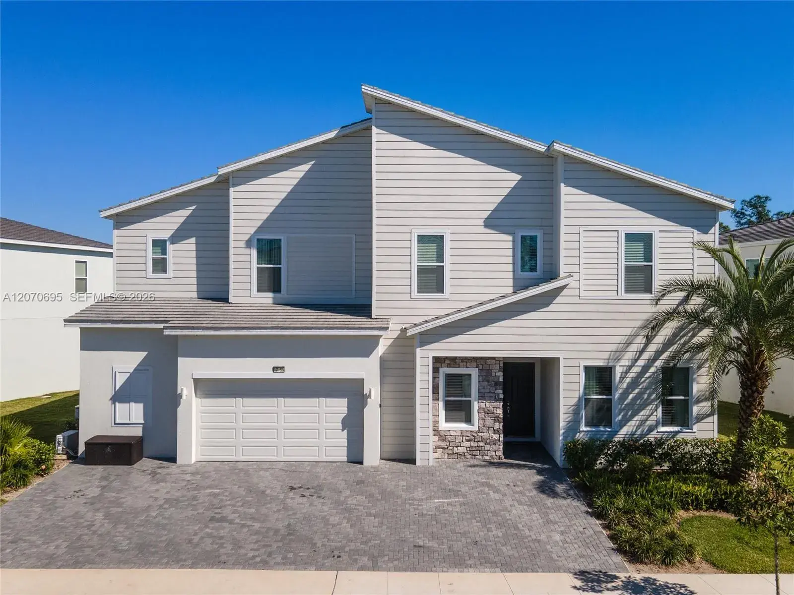 12 bedroom 12 bath Residential for sale at 1758 oak blossom, Davenport FL 33837