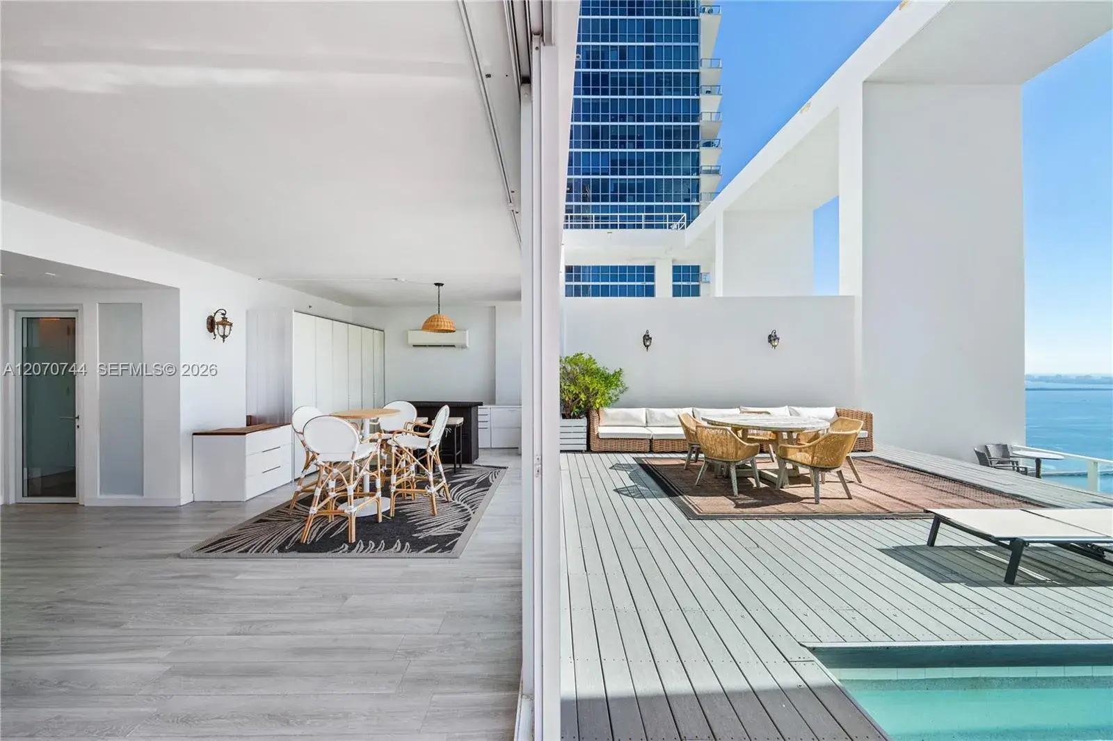 1040 Biscayne Blvd # 4602, Miami FL 33132