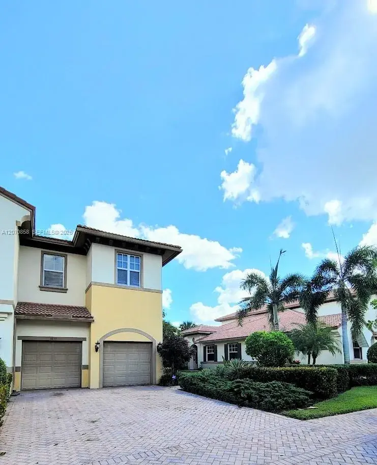 3 bedroom 2 bath Residential for sale at 6033 NW 118th Dr # 6033, Coral Springs FL 33076