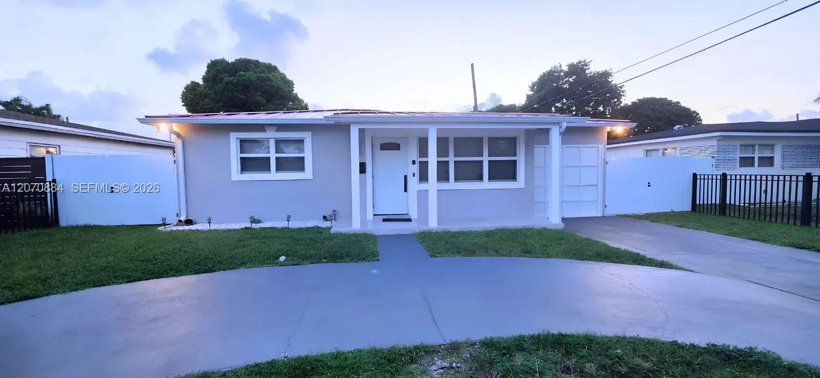 3 bedroom 2 bath Residential Lease for rent at 420 S 28th Ave, Hollywood FL 33020