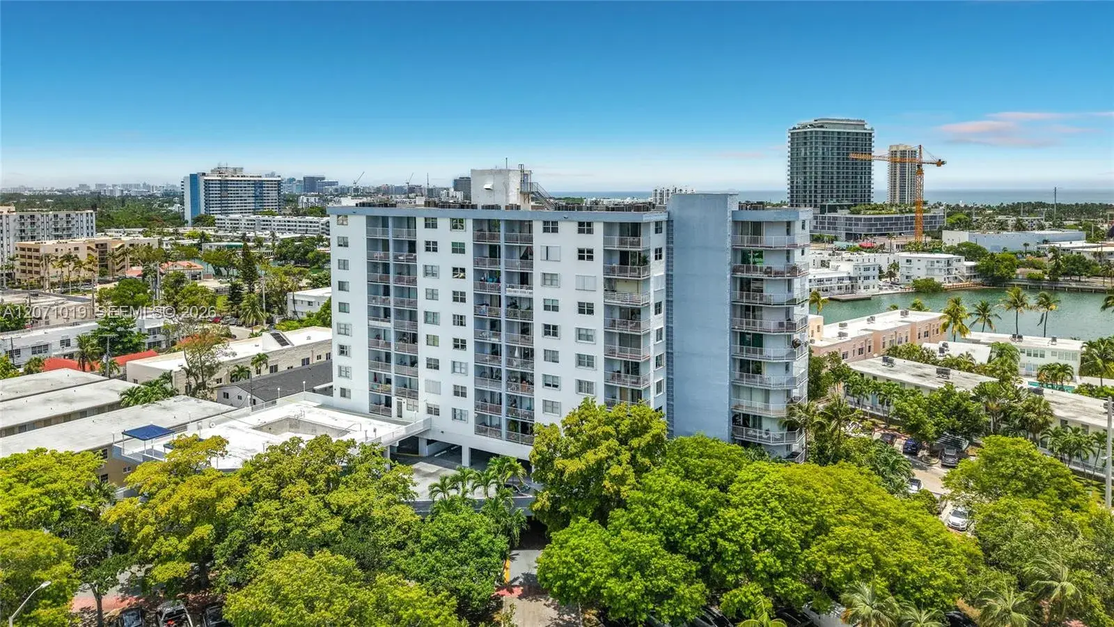 2 bedroom 2 bath Residential for sale at 6900 Bay Dr # 11G, Miami Beach FL 33141