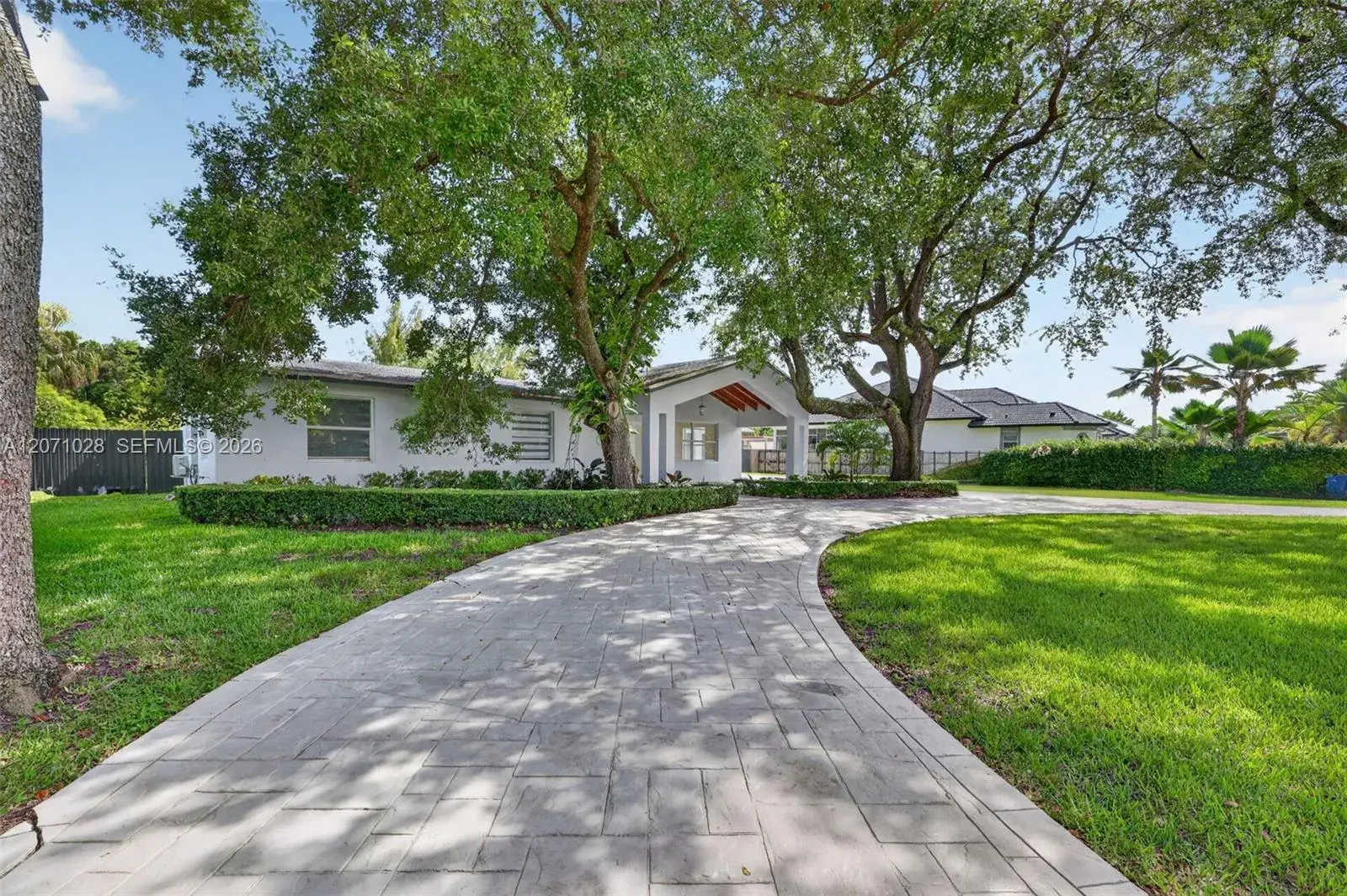 10890 SW 95th St, Miami FL 33176