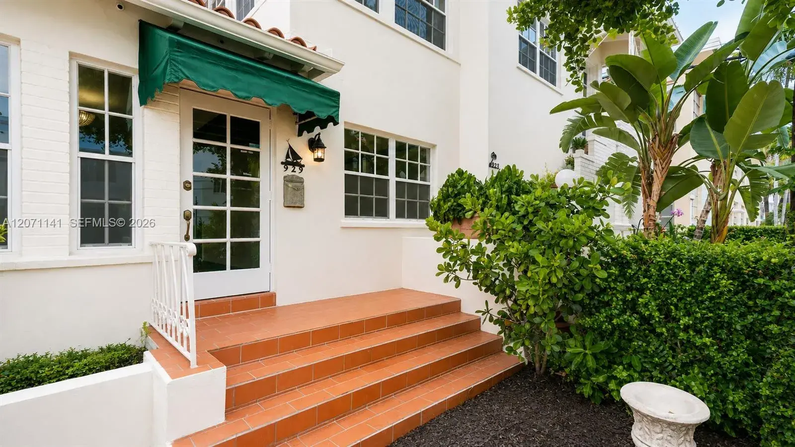 1 bedroom 1 bath Residential for sale at 1605 Michigan Ave # 929, Miami Beach FL 33139
